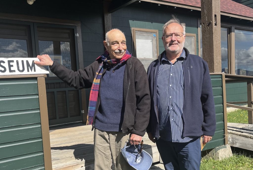 Darrell with Peter Reich at the Orgonon conference centre entrance